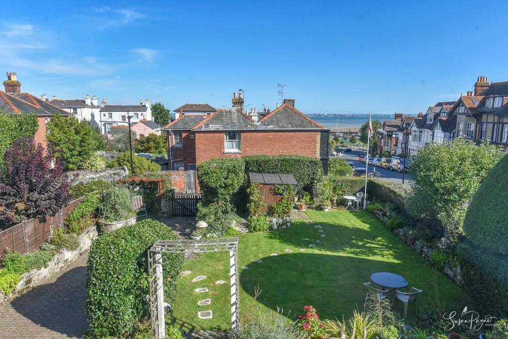 Dover Street, Ryde 5 bed detached house for sale £650,000