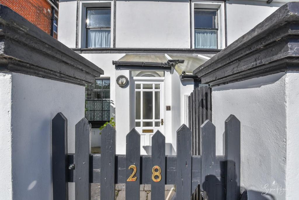 Welcome to 28 Dover Street