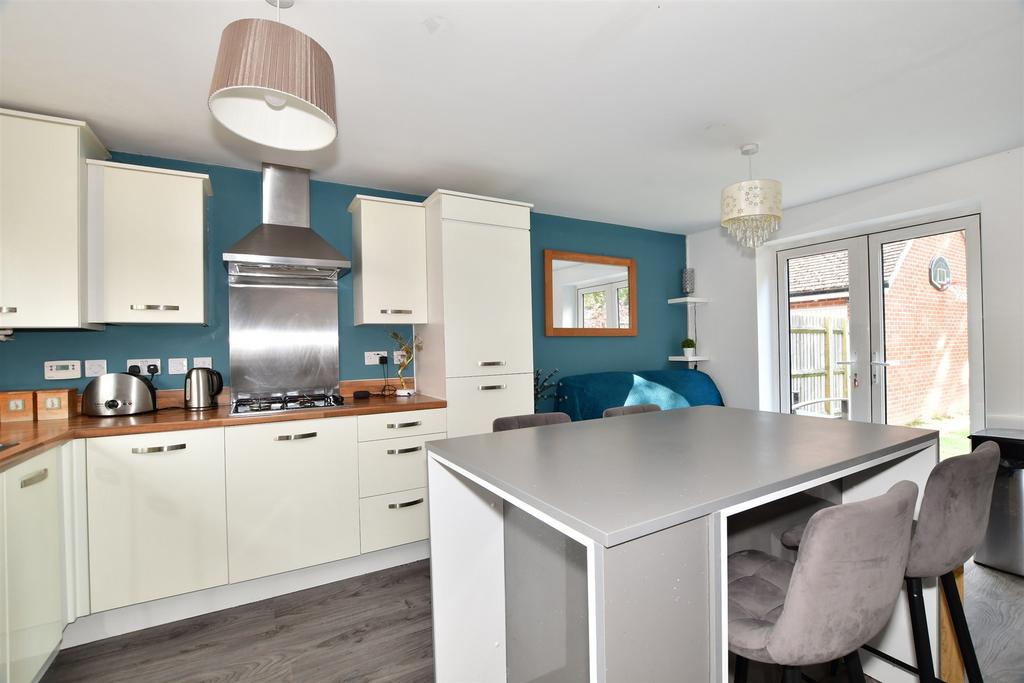 Kitchen/Dining Room