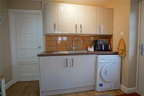 28 Flash Lane, Bramley, Rotherham, S66 1TY