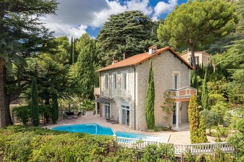 Villa, Grasse, Alpes-Maritimes, Provence-Alpes-Côte d`Azur, France