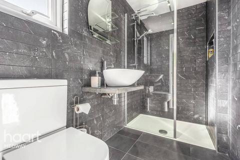 41 Frittenden Road, Wainscott, Rochester, ME2 4JU