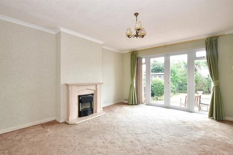 2 bedroom semi-detached bungalow for sale - Canberra Close, Hornchurch, Essex