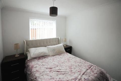 25 Cader Avenue, Kinmel Bay, Rhyl, LL18 5HU