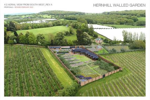 5 bedroom property with land for sale - The Walled Garden, Staplestreet Road, Hernhill