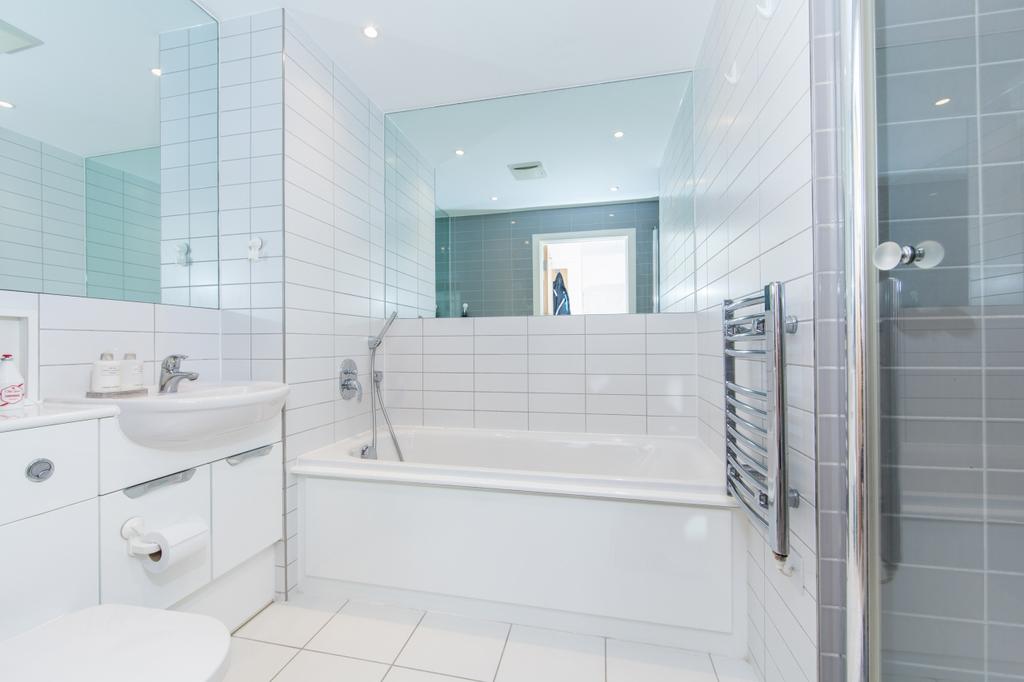 1 Bathroom