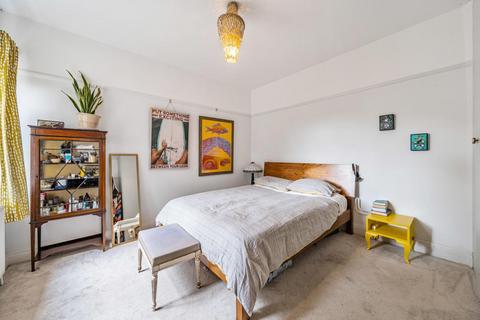 12 Collingtree Road, London, SE26 4QG