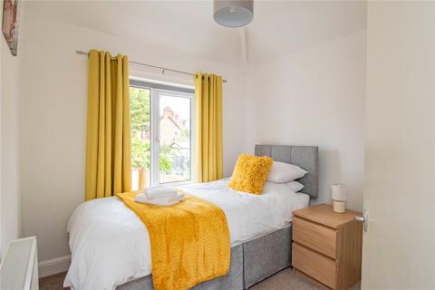 8 Churchfields Close, Bromsgrove, B61 8EE