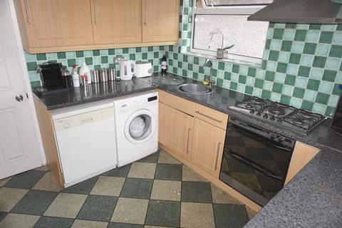 21 Cox Lane, Epsom, KT19 9LR