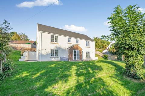 4 bedroom detached house for sale, Monmouth Road, Longhope