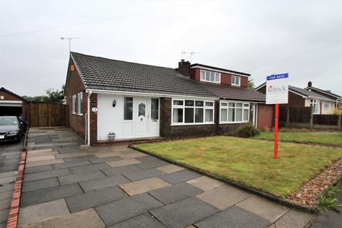 2 bedroom semi-detached bungalow to rent - Ellesmere Road, Ashton-in-Makerfield, Wigan, WN4 9RR