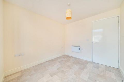 2 bedroom apartment to rent - The Sanctuary,  Town Centre,  SN1