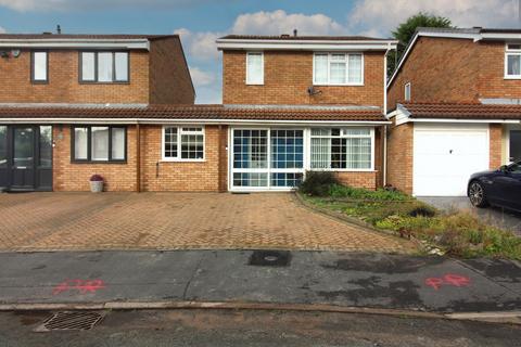 4 bedroom detached house for sale - Miles Meadow Close, Willenhall