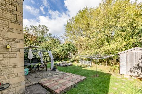 42 Foxcroft Drive, Carterton, OX18 3HT