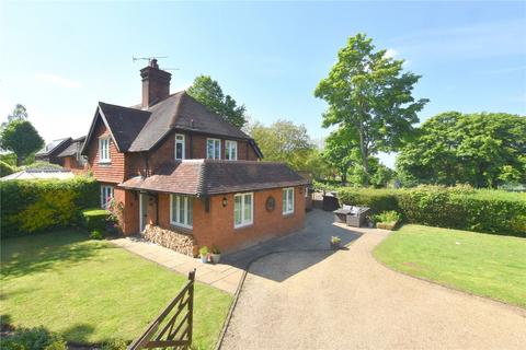 4 bedroom semi-detached house for sale, School Lane, East Clandon, GU4