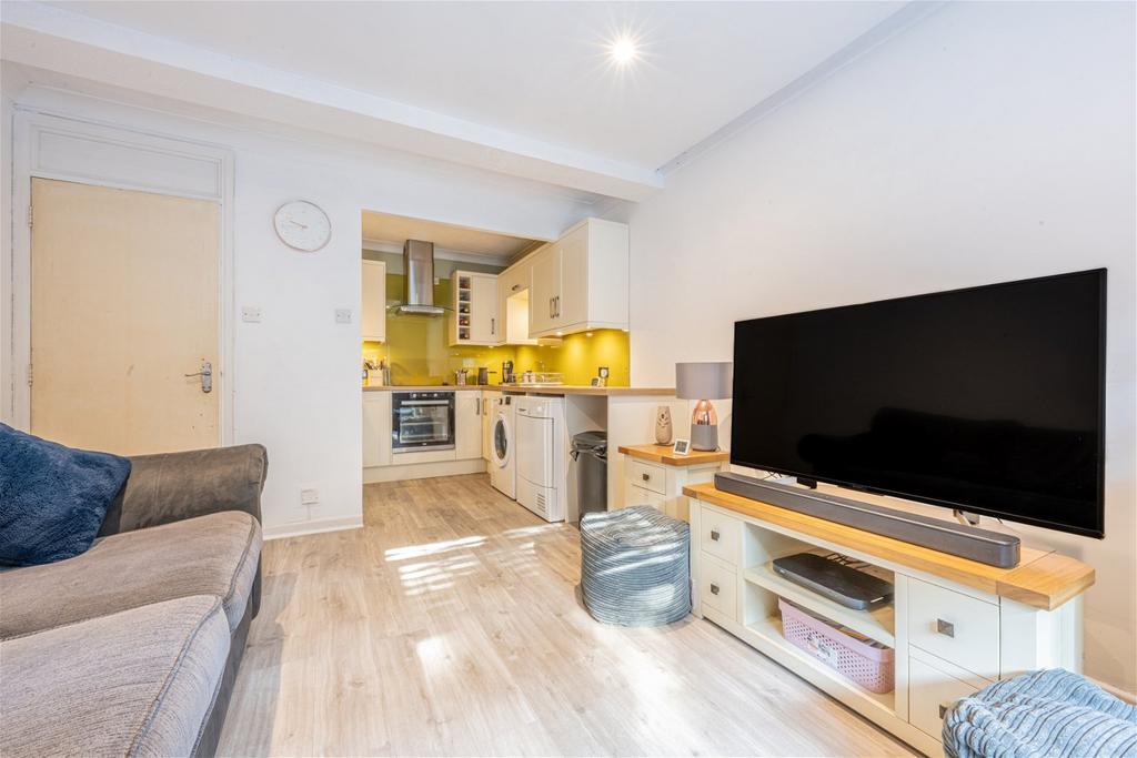 South East Road, Southampton SO19 1 bed flat for sale £65,000