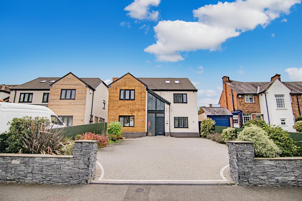 Fairefield Crescent, Glenfield, Leicester, Leicestershire 5 bed