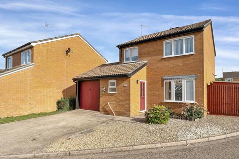 3 bedroom detached house for sale, Dunsberry, Bretton, Peterborough, PE3