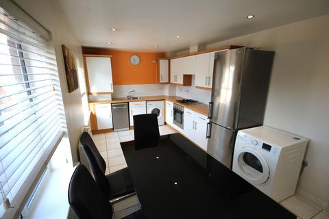 112 Sachfield Drive, Chafford Hundred, Grays, RM16 6QW