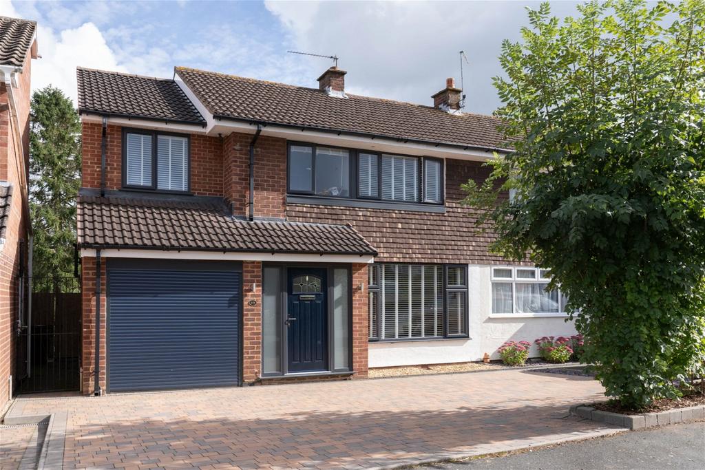 Blythesway, Alvechurch, B48 7NA 4 bed semidetached house for sale £