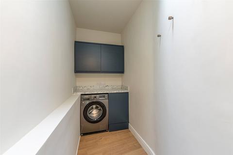 4f2, 87 Morrison Street, Edinburgh, EH3 8BU