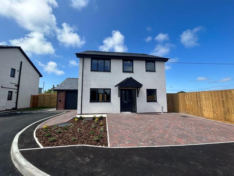 Llanfachraeth, Isle of Anglesey 3 bed detached house £900 pcm (£208 pw)