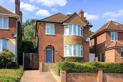 3 bedroom detached house for sale - Hylton Road, High Wycombe HP12