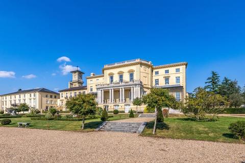 2 bedroom penthouse for sale, Bentley Priory