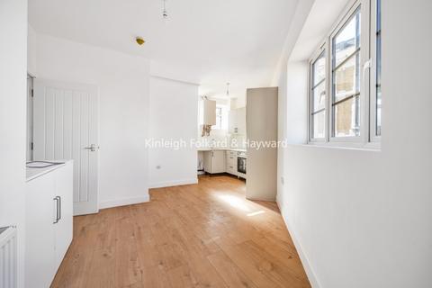 2 bedroom flat to rent - Hinton Road London SE24