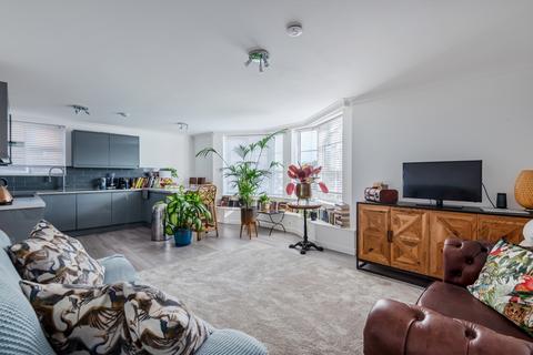 2 bedroom apartment to rent - Finland Street Surrey Quays SE16