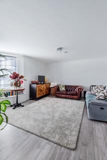 2 bedroom apartment to rent - Finland Street Surrey Quays SE16