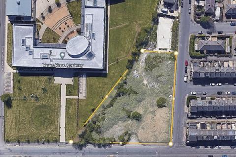 Land for sale - Land on Northside Road, Bradford, BD7