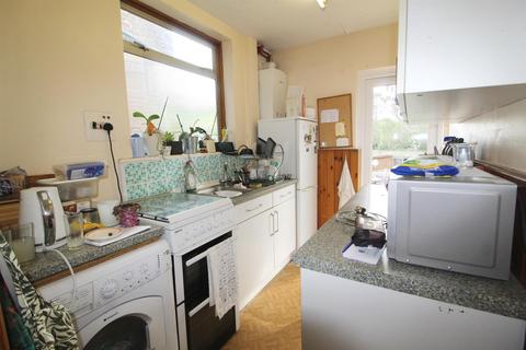 72 Western Way, Barnet, EN5 2BT