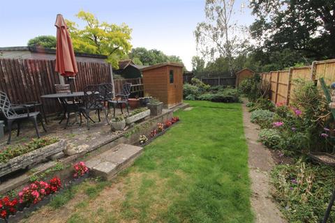 72 Western Way, Barnet, EN5 2BT