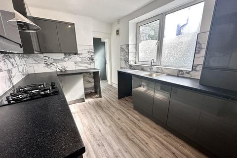 3 Commercial Road, Barry, CF63 1BW