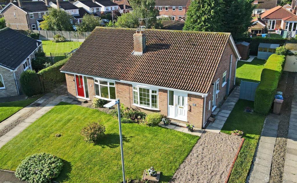 Daneswell Close, Stamford Bridge, York, YO41 1JL 2 bed semidetached