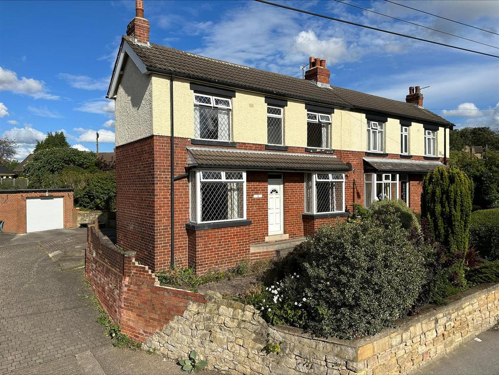Westfield Lane, Kippax, Leeds 2 bed semidetached house for sale £189,500
