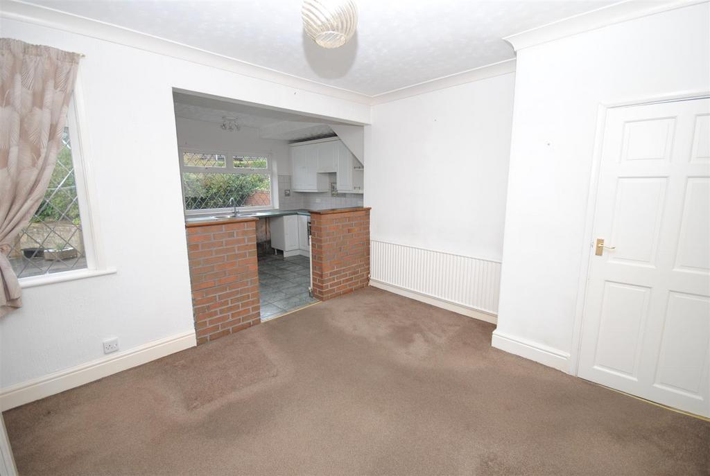 Westfield Lane, Kippax, Leeds 2 bed semidetached house for sale £189,500