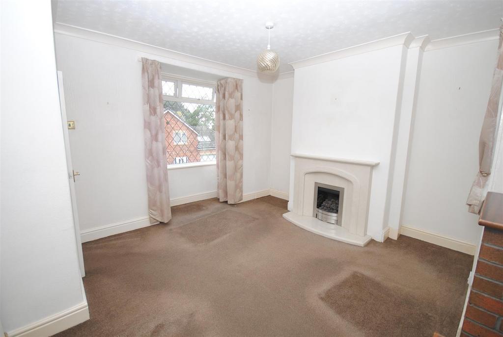 Westfield Lane, Kippax, Leeds 2 bed semidetached house for sale £189,500