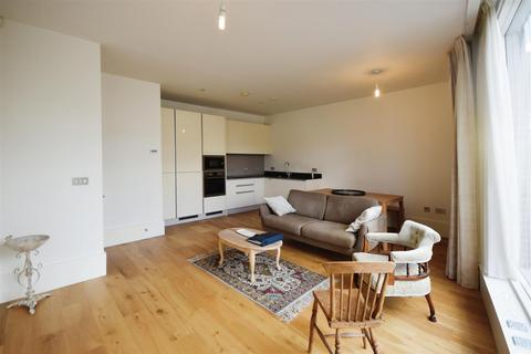 1 bedroom apartment to rent, Brentford Lock West, Brentford