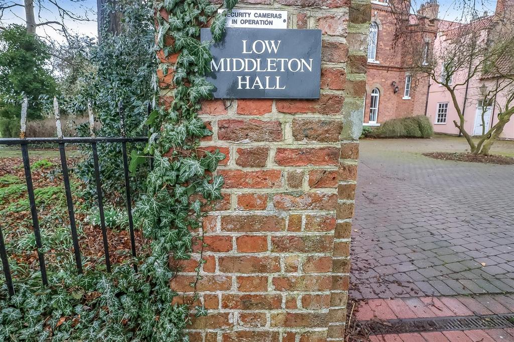 Low Middleton Middleton St. 2 bed cottage £750 pcm (£173 pw)