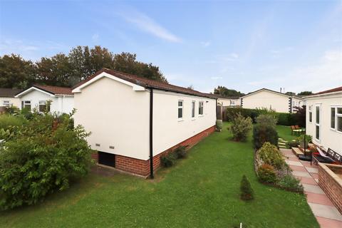 1 bedroom park home for sale, Bakers Farm, Upper Horsebridge, Hailsham
