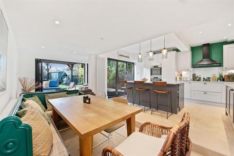 28 Cromwell Road, Ascot, SL5 9DG