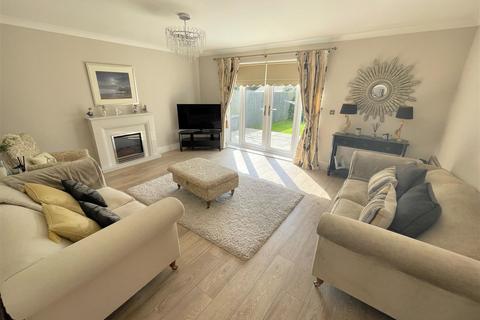 4 bedroom detached house for sale, Long Shepherds Drive, Caswell, Swansea, City And County of Swansea. SA3 4RP