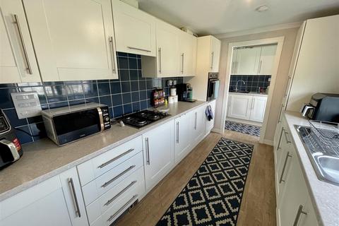 2 bedroom bungalow for sale - Walworth Country Park, Walworth