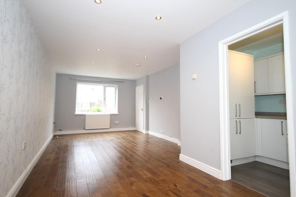 Martin Way, Letchworth Garden City, SG6 3 bed end of terrace house for sale £355,000