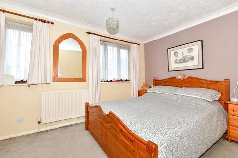 3 bedroom end of terrace house for sale, Woodbridge Drive, Maidstone, Kent