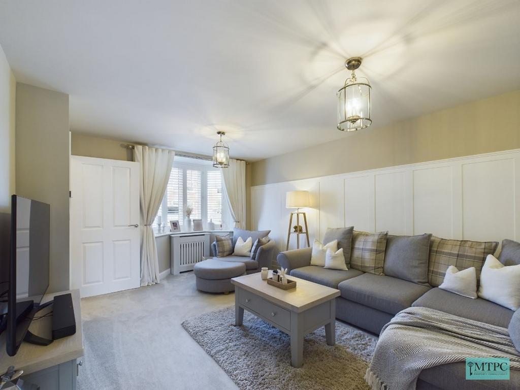 Waterside Court, Skelton, York 3 bed townhouse to rent £1,450 pcm (£