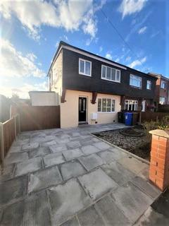 3 bedroom semi-detached house to rent, Clockhouse Avenue, Droylsden, Manchester