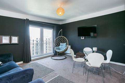 2 bedroom apartment for sale - Salamander Court, The Shore, Edinburgh, EH6